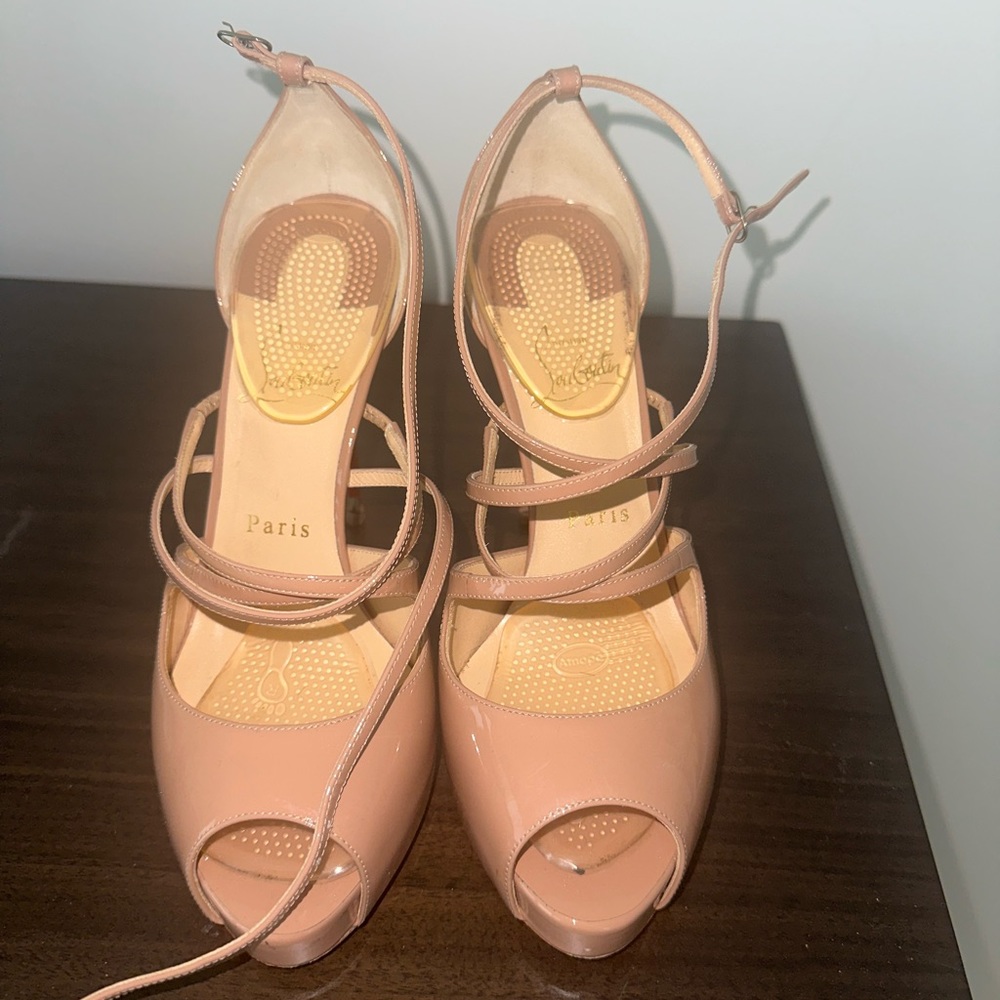 Nude Christian louboutin size 38 heels